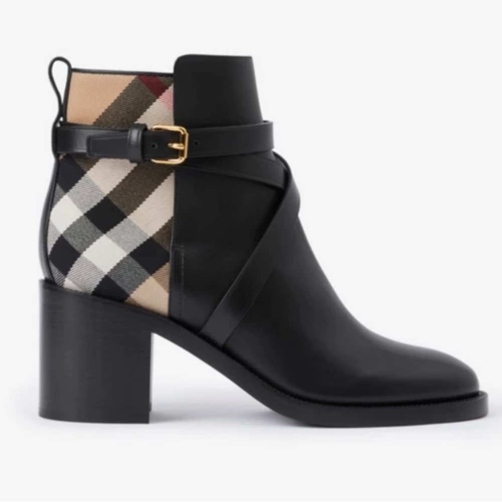 Burberry House Check Leather Ankle Boots ‼️Just Sharing ‼️